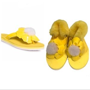 Ugg Australia NEW Poppy Flip Flop Thong Sandals Remove Back Strap Flower Pom Pom